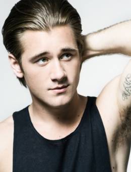 Люк бенвард. Люк Бенвард 2022. (14)Люк Бенвард Luke Benward. Люк Бенвард душа компании. Люк Бенвард похож.