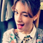 tini_stoessel43210